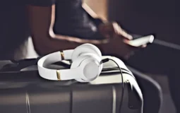 شارژ اولیه هدفون چند ساعت است؟